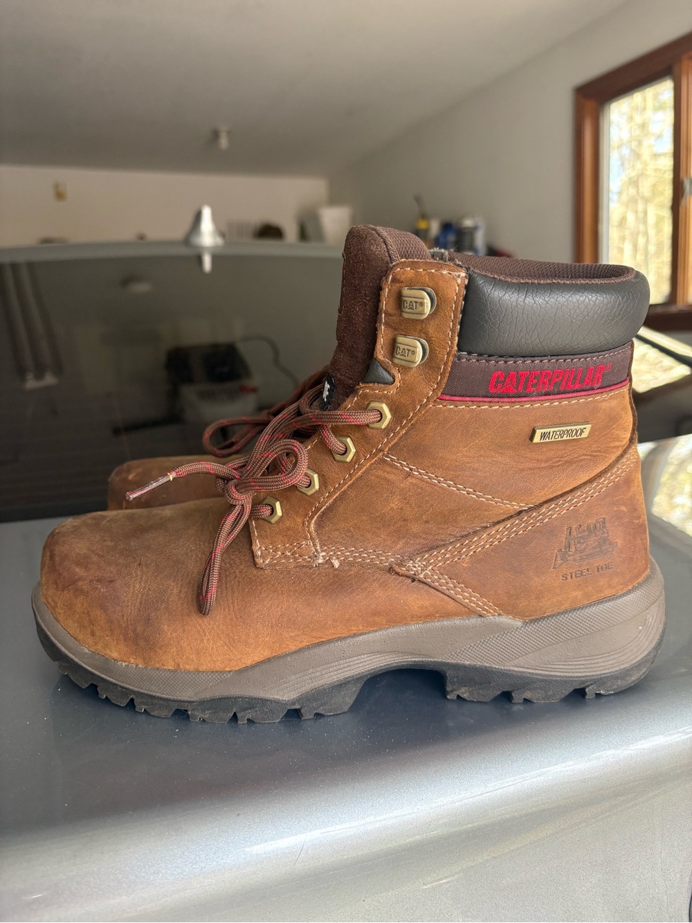 Caterpillar Brown Lace-Up Steel Toe Work Boots with Red Accent